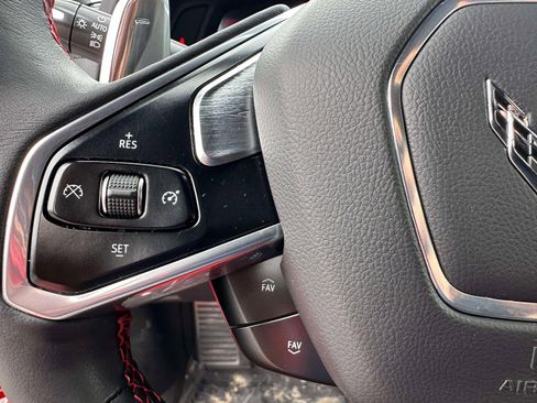 Used 2023 Chevrolet Corvette Stingray Preferred Conv w/ 2LT image 19