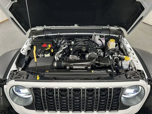 New 2026 Jeep Gladiator Rubicon AWD/4WD image 10
