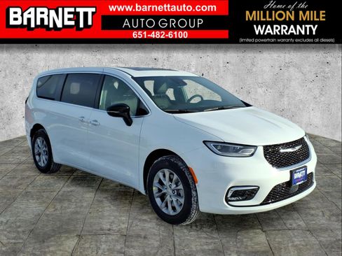 New 2026 Chrysler Pacifica Limited image 8