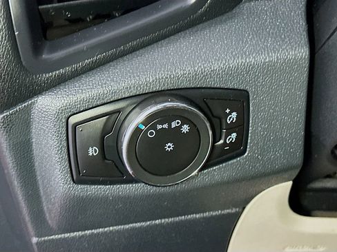 Certified 2018 Ford EcoSport SE FWD image 12