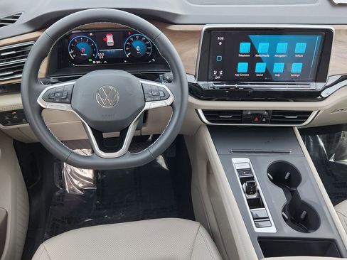 New 2026 Volkswagen Atlas SE AWD/4WD image 3
