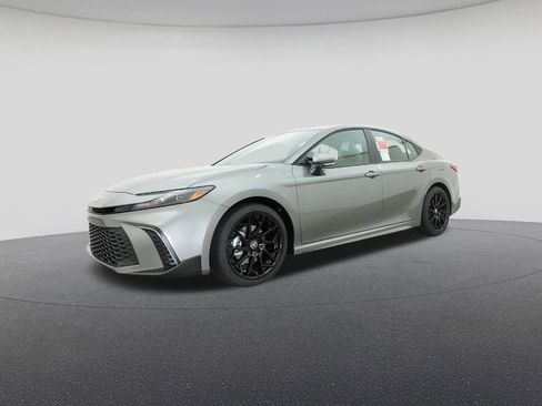 New 2026 Toyota Camry SE image 17