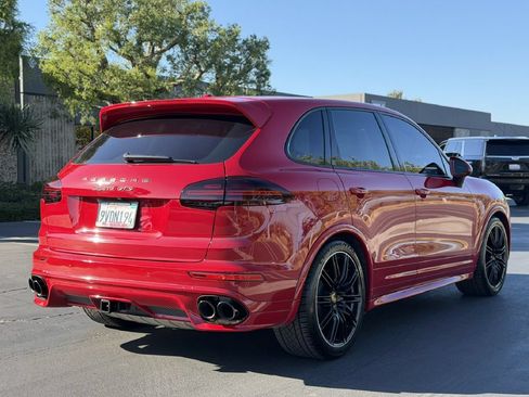 Used 2016 Porsche Cayenne GTS AWD/4WD image 4