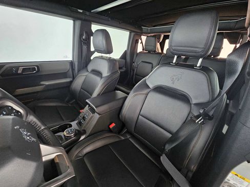 Used 2021 Ford Bronco Badlands w/ Sasquatch Package image 21