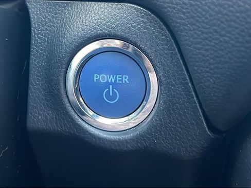 Used 2022 Toyota RAV4 XLE w/ Convenience Package AWD/4WD image 24