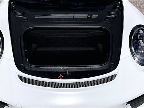 Used 2018 Porsche 911 GT3 RWD image 23