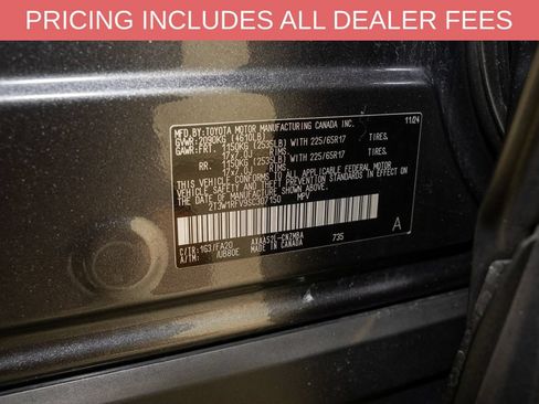 Used 2025 Toyota RAV4 XLE FWD image 19