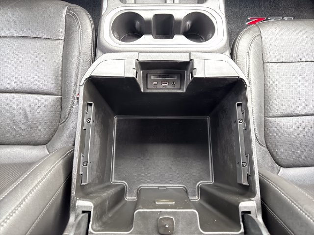 Used 2020 Chevrolet Silverado 1500 LTZ w/ LTZ Premium Package AWD/4WD image 37