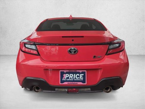 Certified 2023 Toyota GR86 image 6