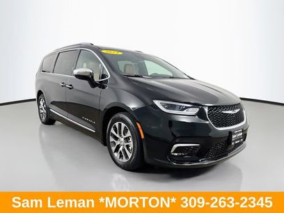 Used 2024 Chrysler Pacifica Pinnacle
