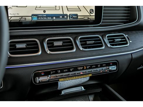 Certified 2026 Mercedes-Benz GLE 450 4MATIC image 17