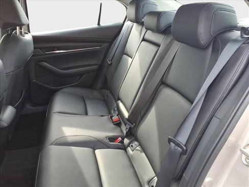 Used 2025 MAZDA MAZDA3 s FWD image 30