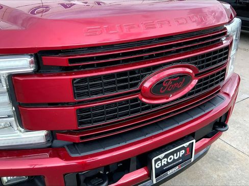 Used 2017 Ford F250 Platinum w/ Platinum Ultimate Package image 29