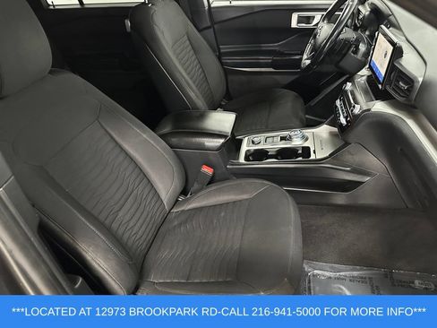 Used 2020 Ford Explorer XLT w/ Comfort Package AWD/4WD image 26