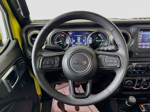 Used 2023 Jeep Wrangler Unlimited AWD/4WD image 11