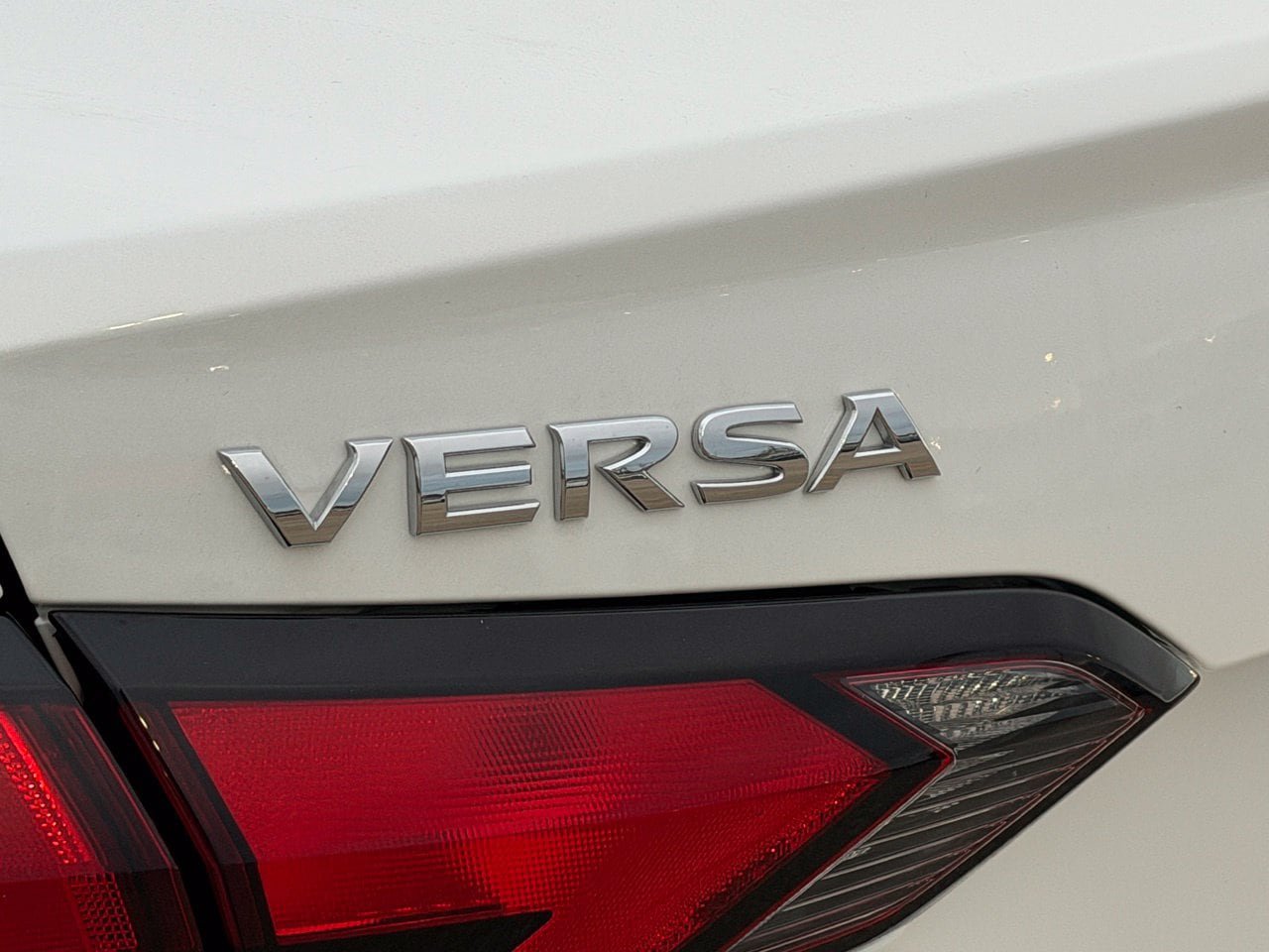 Certified 2025 Nissan Versa SV w/ Trunk Package FWD image 9