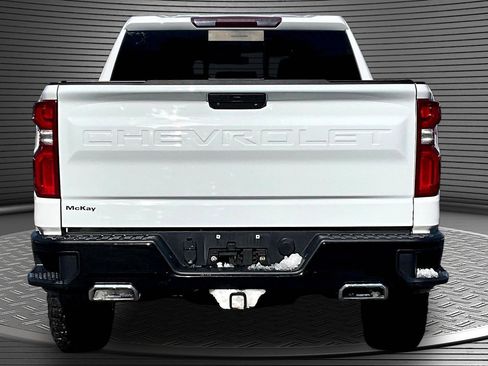 Used 2020 Chevrolet Silverado 1500 LT Trail Boss image 5