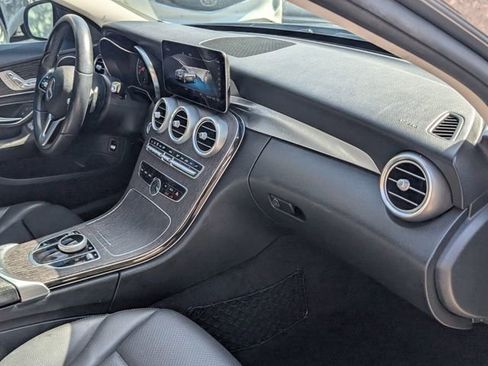 Used 2019 Mercedes-Benz C 300 Sedan image 19