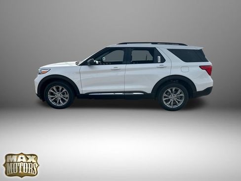 New 2024 Ford Explorer XLT w/ Equipment Group 202A AWD/4WD image 5