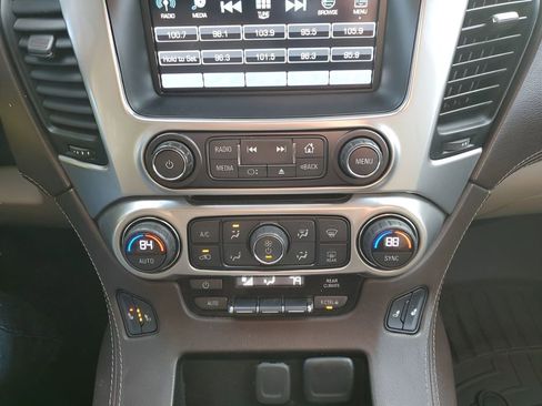 Used 2020 Chevrolet Suburban LT w/ Max Trailering Package image 40