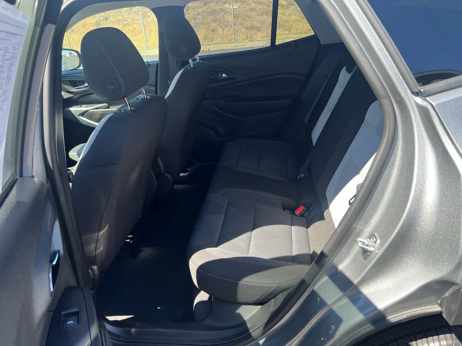 Used 2025 Chevrolet Trax LS w/ Driver Confidence Package FWD image 8