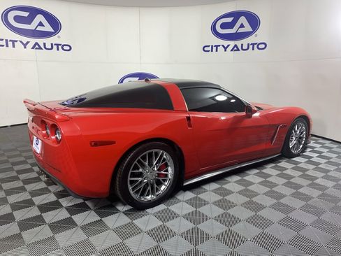 Used 2005 Chevrolet Corvette Coupe w/ Preferred Equipment Group image 3
