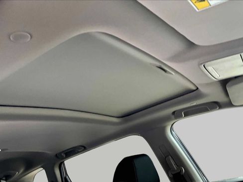 Used 2024 Honda CR-V EX image 14