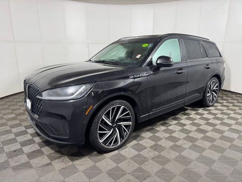 Certified 2025 Lincoln Aviator Black Label w/ Jet Appearance Package image 1