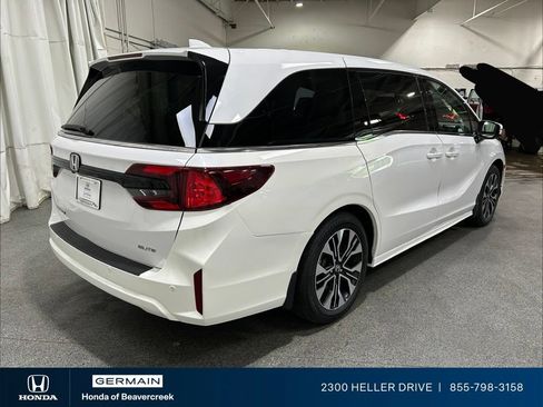 Certified 2025 Honda Odyssey Elite image 8