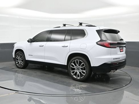 Used 2026 GMC Acadia Denali Ultimate w/ LPO, All-Weather Package AWD/4WD image 3