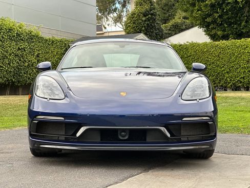 Certified 2025 Porsche 718 Cayman RWD image 10