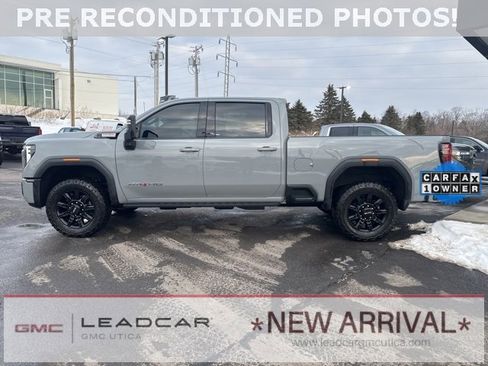 Used 2024 GMC Sierra 2500 AT4 w/ AT4 Premium Plus Package image 2