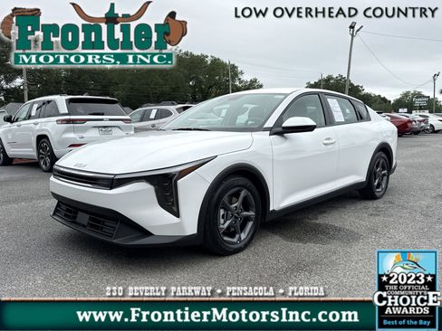 Used 2025 Kia K4 FWD image 1