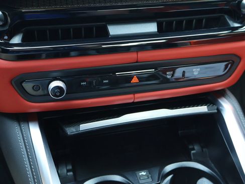 Used 2025 BMW M3 Competition AWD/4WD image 19