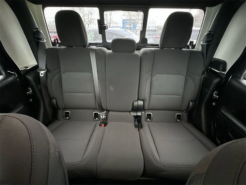 Used 2023 Jeep Gladiator Sport image 21