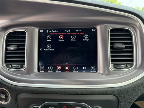 Used 2019 Dodge Charger SXT AWD/4WD image 25