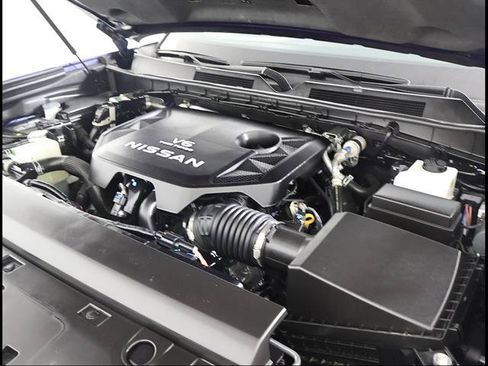 Used 2025 Nissan Armada Platinum RWD image 12