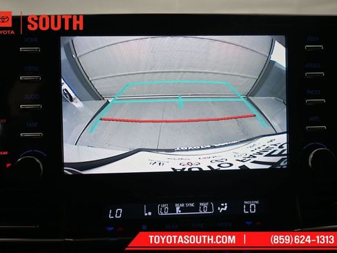 Used 2023 Toyota Sienna XSE w/ XSE Plus Package AWD/4WD image 17