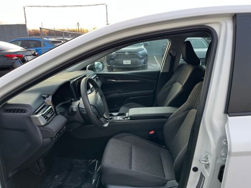 Used 2025 Toyota Camry LE image 26