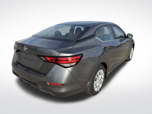 Used 2025 Nissan Sentra S image 7