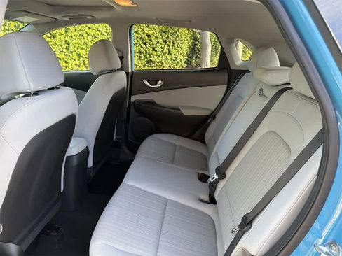 Used 2022 Hyundai Kona SEL w/ Convenience Package image 31