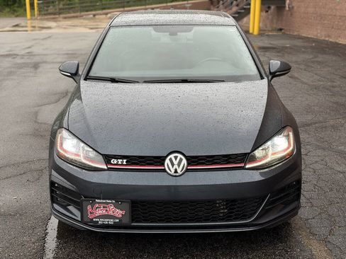 Used 2018 Volkswagen GTI SE w/ SE Leather Package FWD image 2