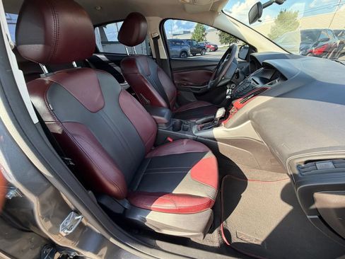 Used 2014 Ford Focus SE w/ Equipment Group 201A FWD image 27