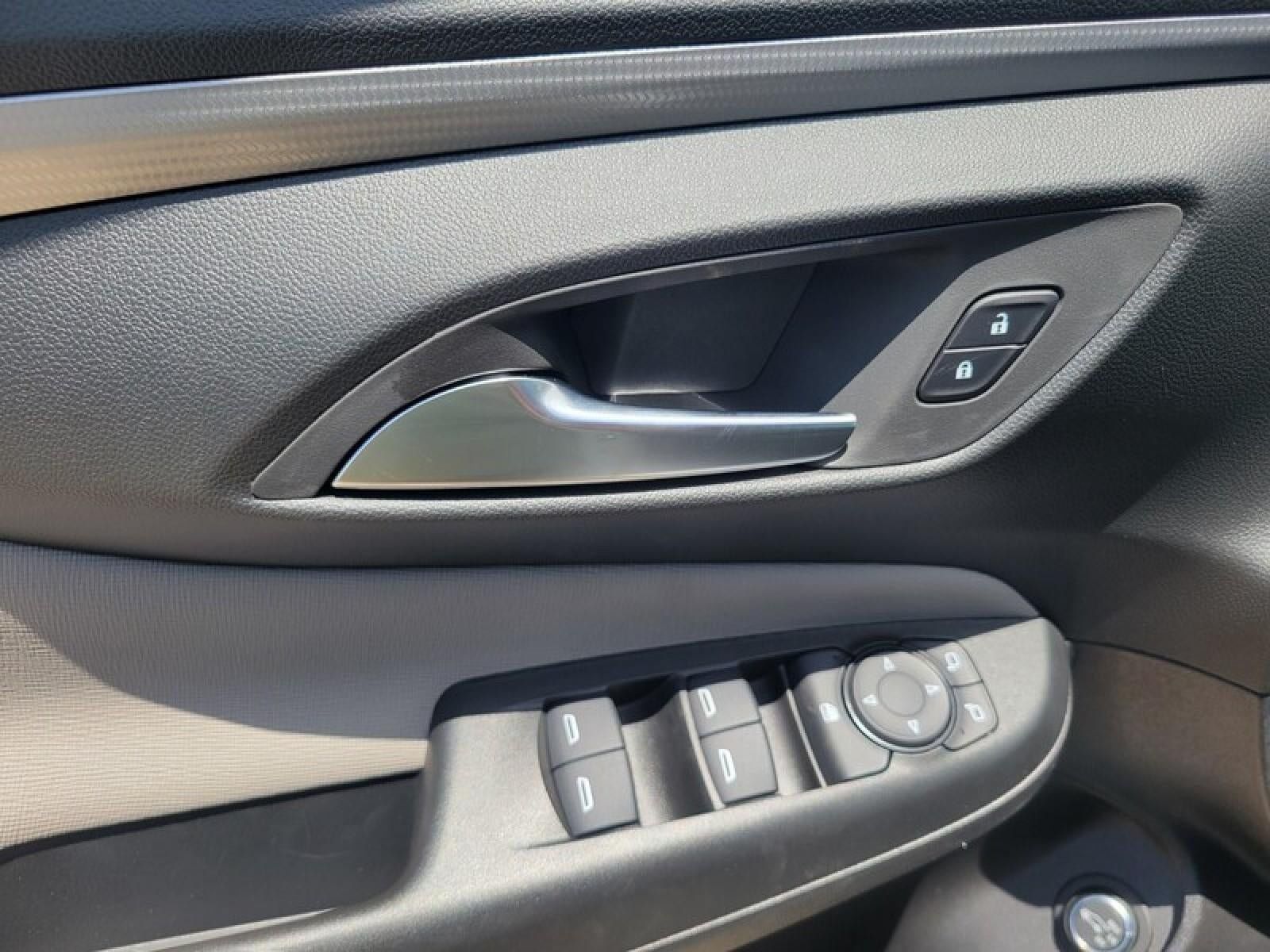 New 2026 Buick Envista Sport Touring FWD image 14