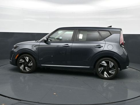 Used 2023 Kia Soul GT-Line FWD image 4