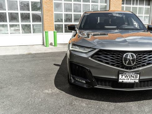 Used 2025 Acura MDX A-Spec AWD/4WD image 36