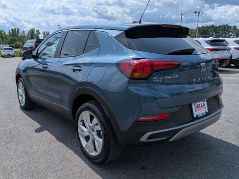 Used 2024 Buick Encore GX Preferred w/ Comfort Package AWD/4WD image 5