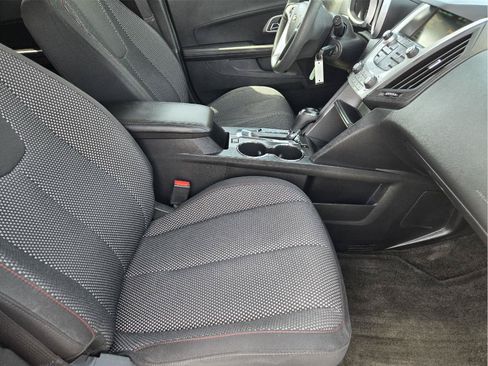 Used 2017 Chevrolet Equinox LT FWD image 13