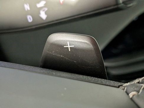 Certified 2025 Buick Enclave Sport Touring image 25