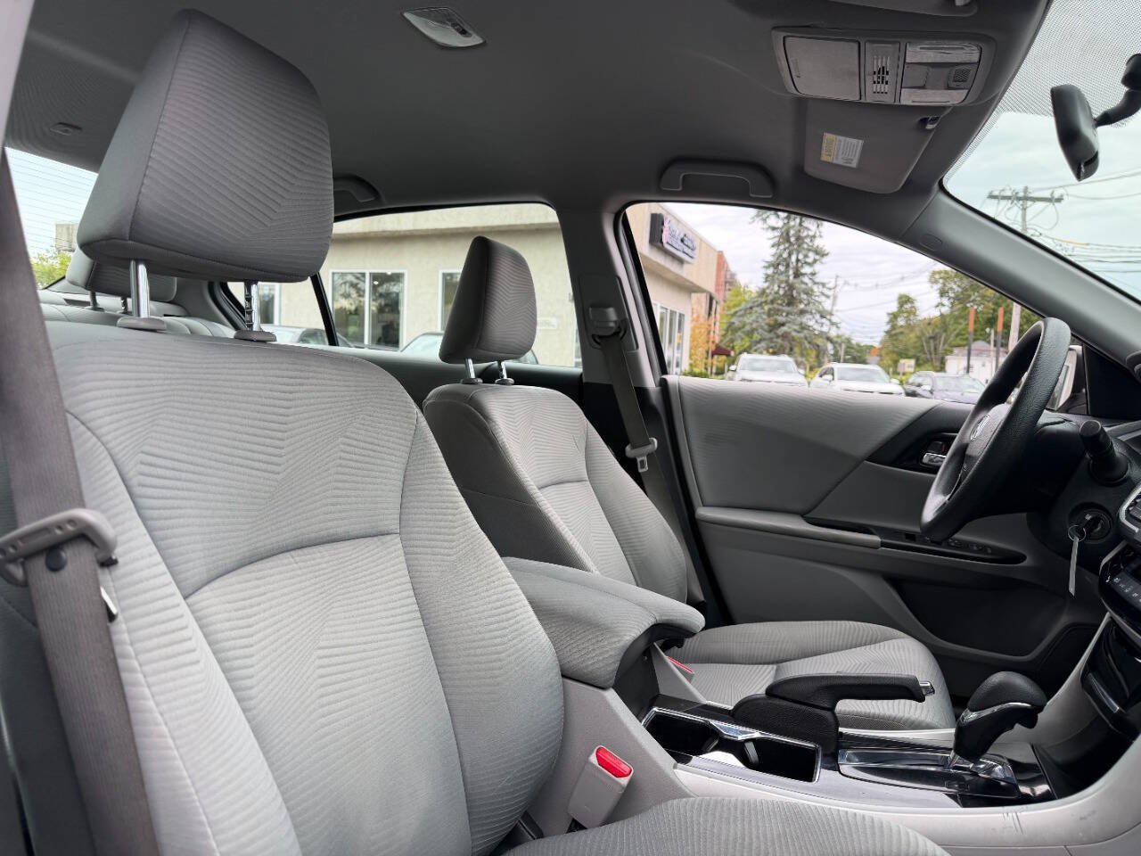 Used 2016 Honda Accord LX image 26